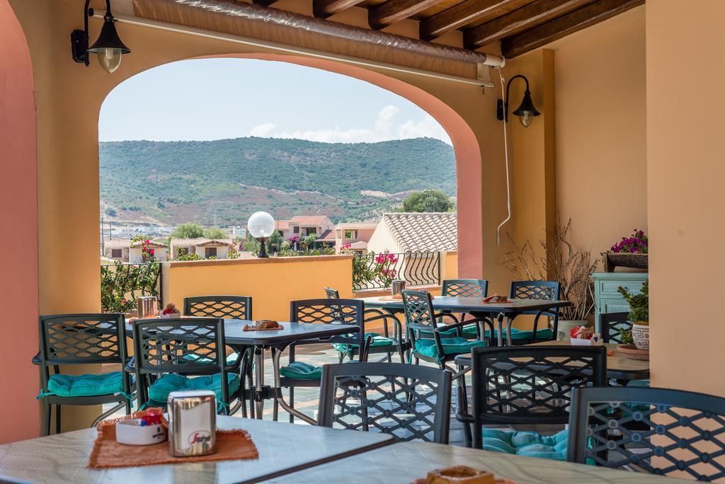 Aparthotel Li Troni