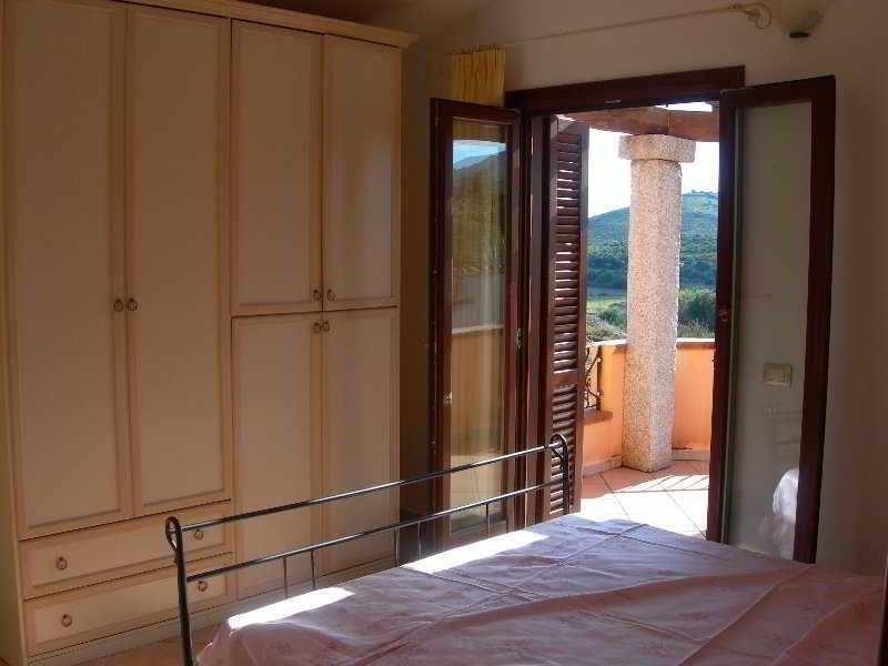 Aparthotel Li Troni Budoni